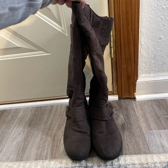 Bongo Tall Boots - Picture 2 of 6